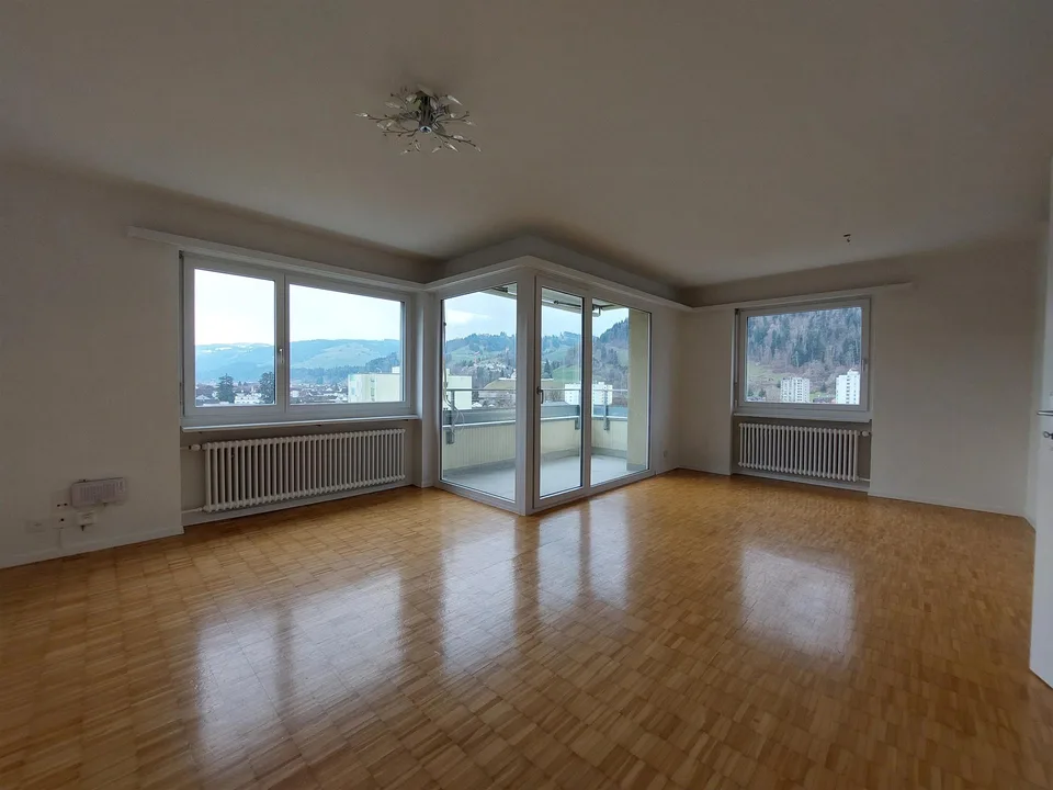 Helle und gemütliche 4.5-Zimmerwohnung in Wattwil – foto 3 di 9