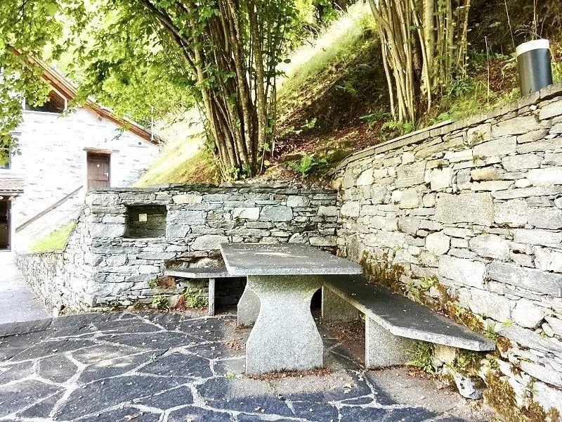 3 1/2-Zimmer-Rustico mit vielen Nebenräumen, sehr ruhige, sonnige A... – foto 16 di 25