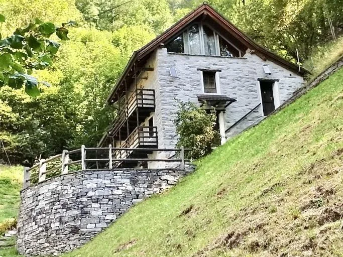 3 1/2-Zimmer-Rustico mit vielen Nebenräumen, sehr ruhige, sonnige A... – foto 25 di 25