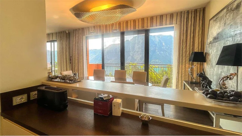 PRESTIGIOSO APPARTAMENTO CON VISTA LAGO MOZZAFIATO – Foto 7 von 13