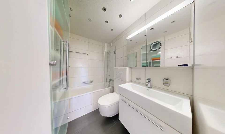 Stilvolle 4.5-Zimmer-Wohnung mit Ausbaupotenzial – Foto 8 von 13