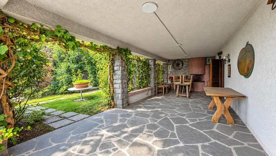 Noble Villa in Vacallo – photo 29 of 30