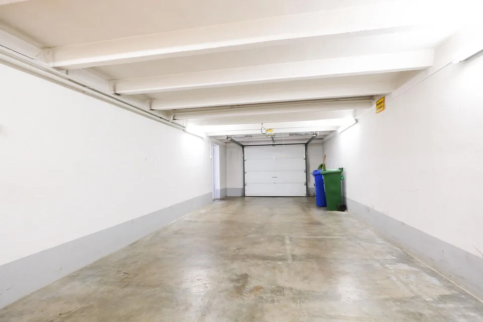 Viel Platz auf Zeit - 7.5-Zimmer-Haus mit grossem Garten in Bottmingen – photo 12 sur 14