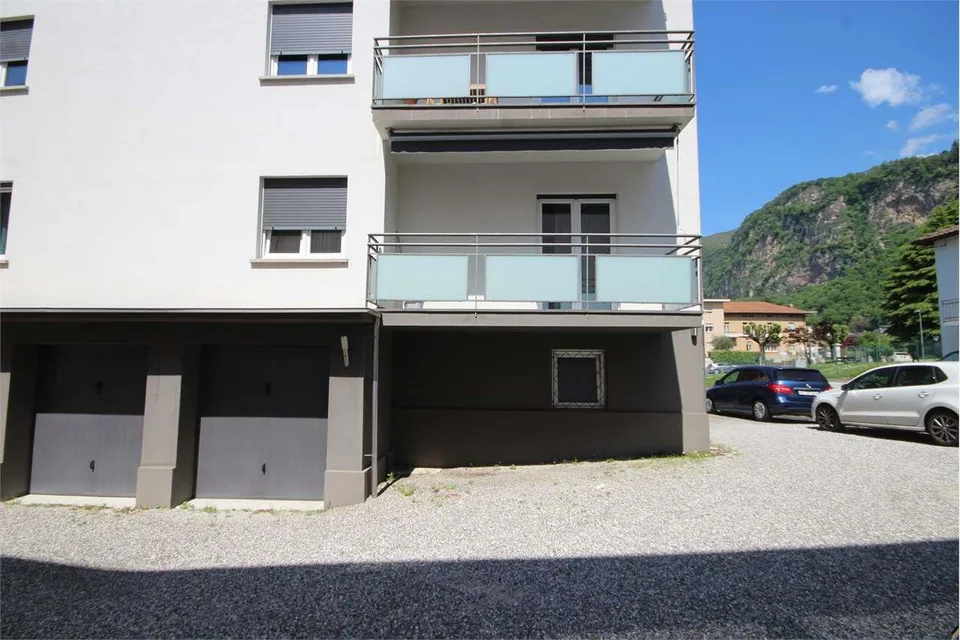 Mendrisio: luminoso appartamento di 3.5 locali con balcone vicino al c – Foto 6 von 6