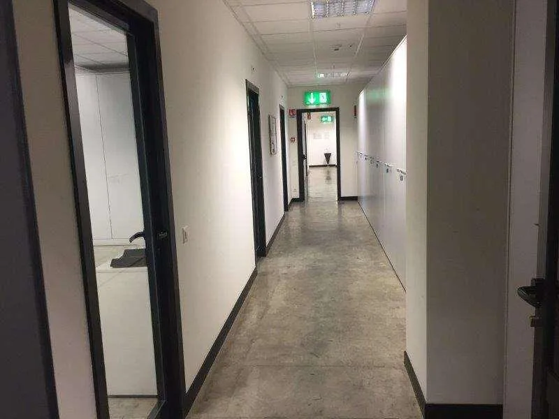 STABIO: MODERNI UFFICI VARIE METRATURE con posteggi – Foto 8 von 8