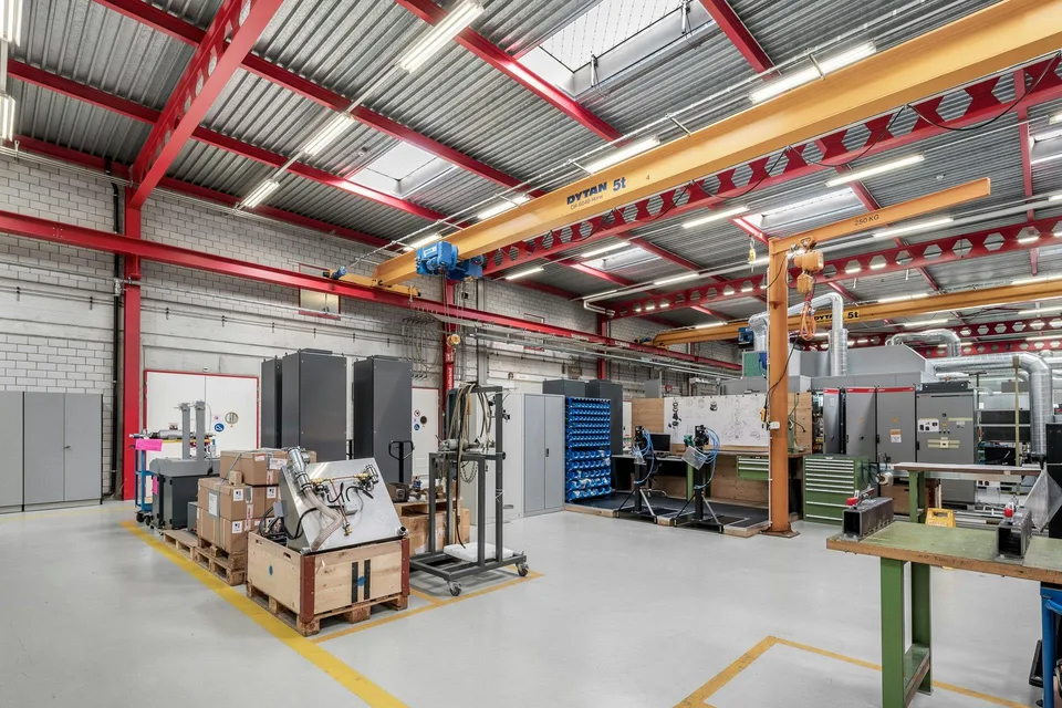 Gewerbe- und Produktionsflächen mit Büro ab 2'000 m² - flexibel und... – Foto 4 von 11