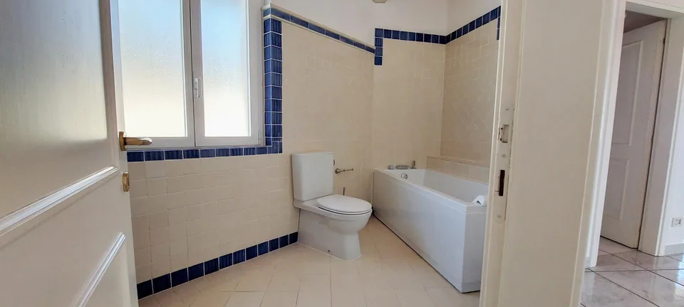 Solduno - splendido 2.5 + ufficio di 155 m2 (ref. 387-9) – Foto 9 von 18