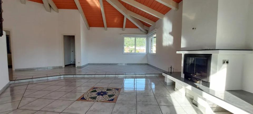 Solduno - splendido 2.5 + ufficio di 155 m2 (ref. 387-9) – Foto 2 von 18