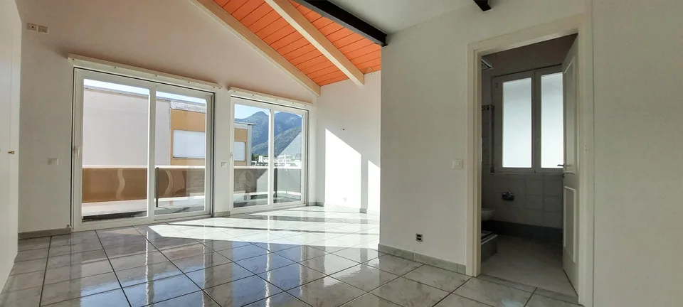 Solduno - splendido 2.5 + ufficio di 155 m2 (ref. 387-9) – Foto 4 von 18