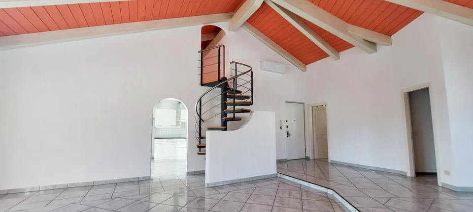 Solduno - splendido 2.5 + ufficio di 155 m2 (ref. 387-9) – Foto 3 von 18