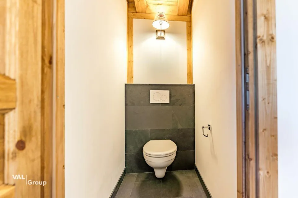 Das letzte Chalet: Neubau mit Zweitwohnsitz in Grächen – Foto 18 von 24