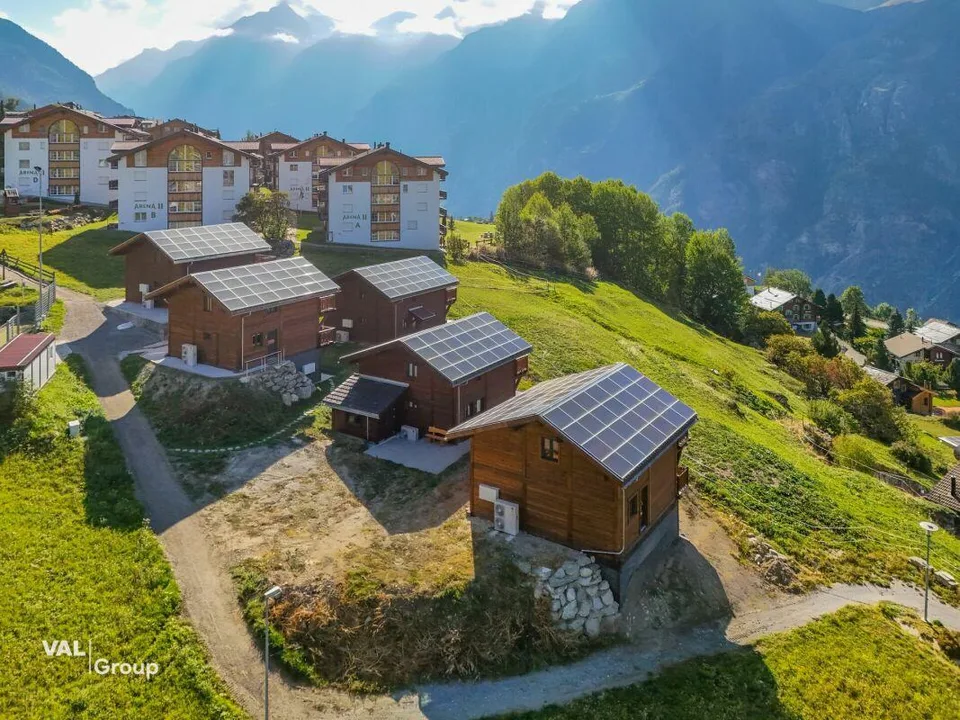 Das letzte Chalet: Neubau mit Zweitwohnsitz in Grächen – Foto 21 von 24