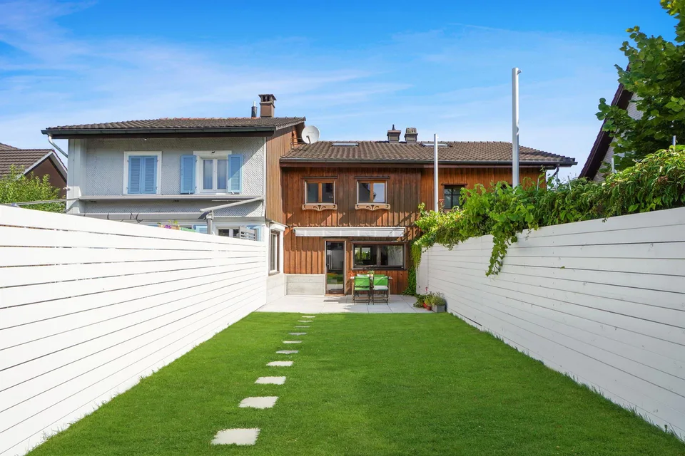 Reserviert -Charmantes 5.5-Zimmer-Reihenhaus in Niederuzwil – Ihr n... – photo 14 sur 15