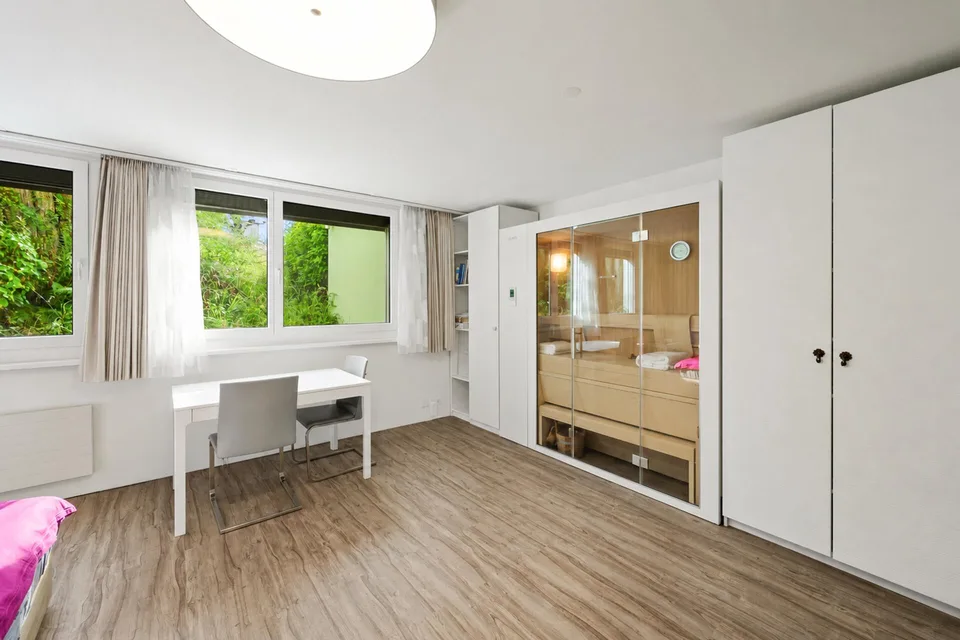 Appartement penthouse avec panorama, terrasses sur le toit et studio séparé – photo 13 sur 14