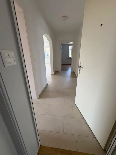 Attraktive 3½-Zimmerwohnung in Liebefeld – photo 2 of 10