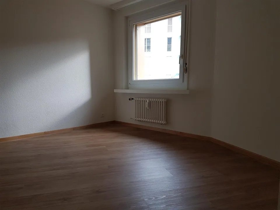 4 -Zimmerwohnung – Foto 8 von 12