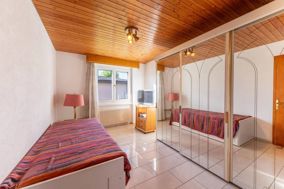 Ein Zuhause zum Geniessen - 5-Zimmer Einfamilienhaus mit Wintergart... – photo 11 sur 13