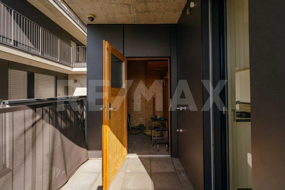 Moderne Terrassenwohnung mit Sicht über Affoltern am Albis – Foto 10 von 13