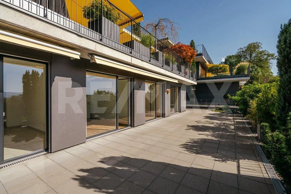 Moderne Terrassenwohnung mit Sicht über Affoltern am Albis – Foto 9 von 13