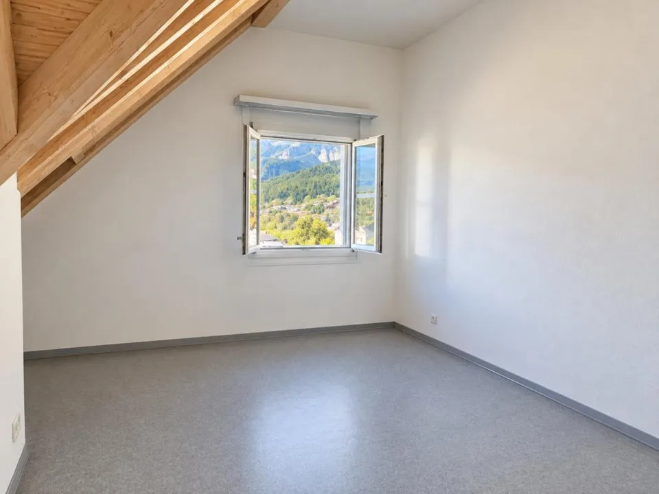Appartamento duplex 4 1/2 locali in posizione centrale – foto 7 di 9