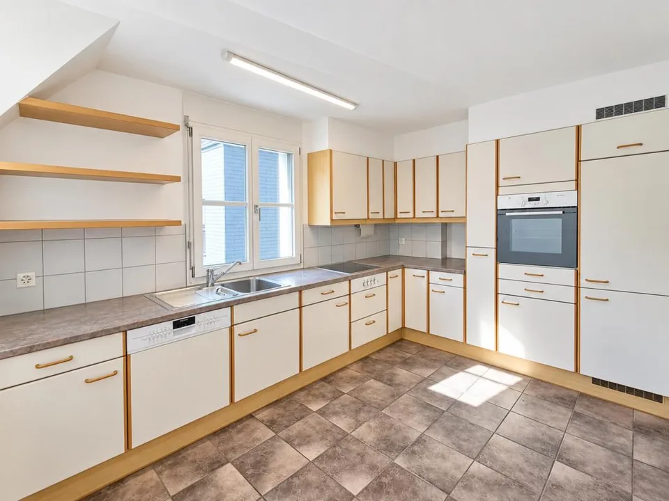Appartamento duplex 4 1/2 locali in posizione centrale – foto 2 di 9