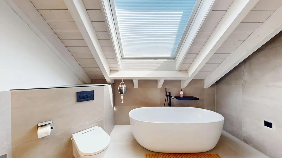 Moderne 4.5-Zimmer-Attikawohnung mit zwei Einstellhallenplätzen – Foto 10 von 17