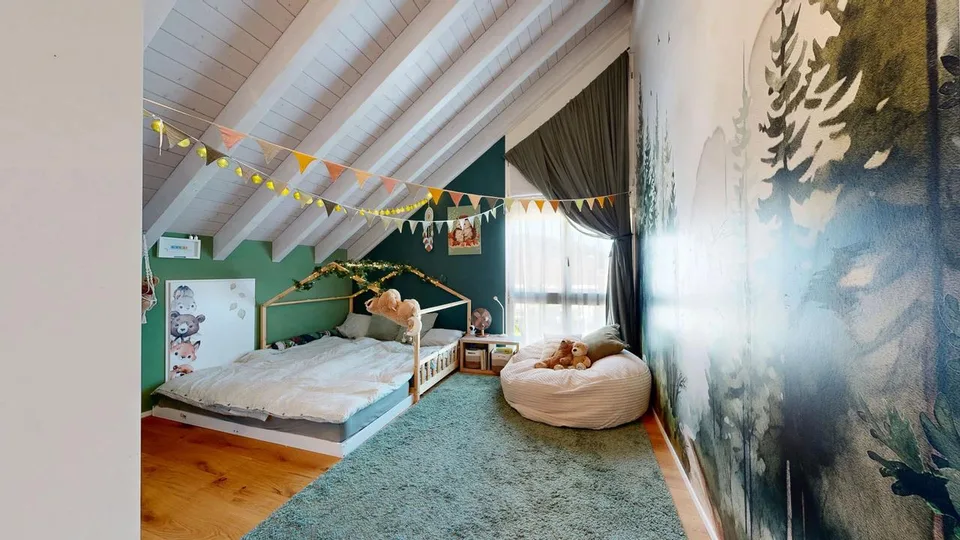 Moderne 4.5-Zimmer-Attikawohnung mit zwei Einstellhallenplätzen – Foto 8 von 17