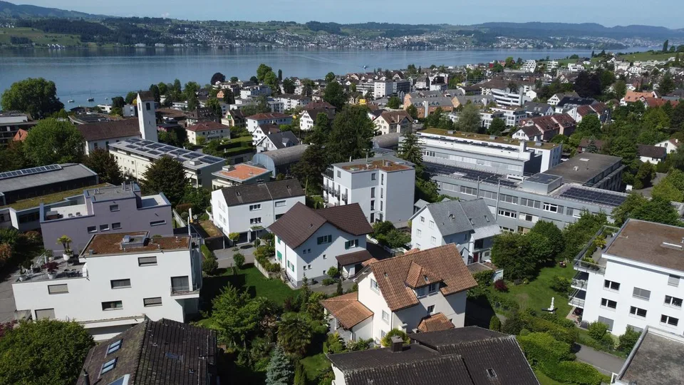 Traumhaftes 6.5-Zimmer-Einfamilienhaus mit Doppelgarage – Foto 28 von 29