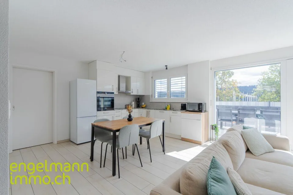 Propriété avec 3 maisons en rangée – photo 7 of 12