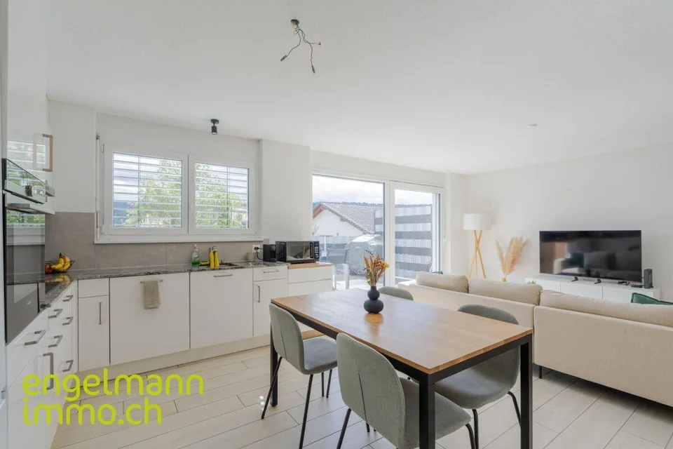 Propriété avec 3 maisons en rangée – photo 8 of 12