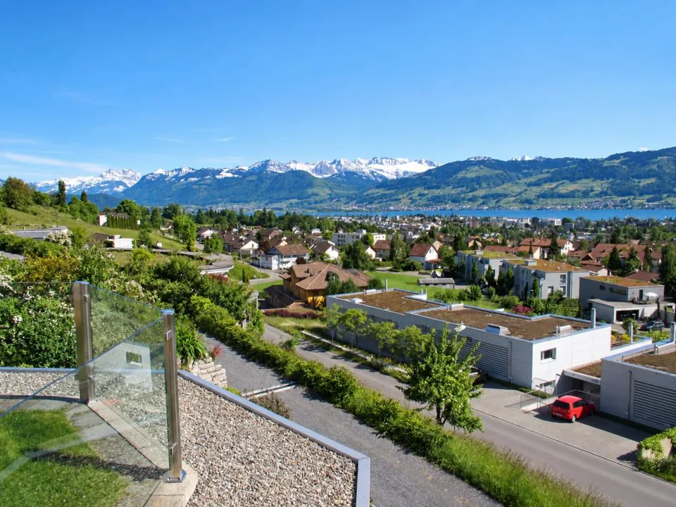 THE VIEW - Einfamilienhaus an exklusiver Lage mit unverbaubarer See- und Bergsicht – Foto 9 von 9