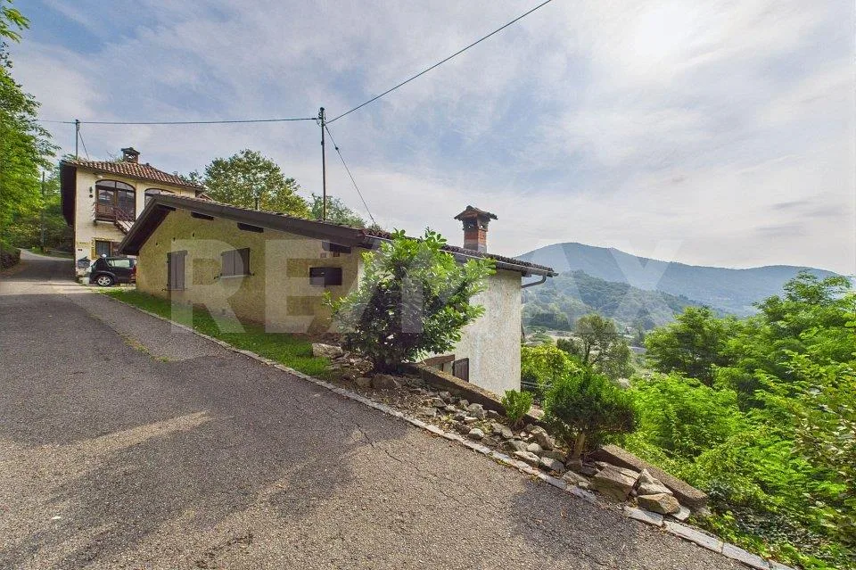Case bifamiliari immerse nel verde del Malcantone aperte alle vostre idee – Foto 5 von 13