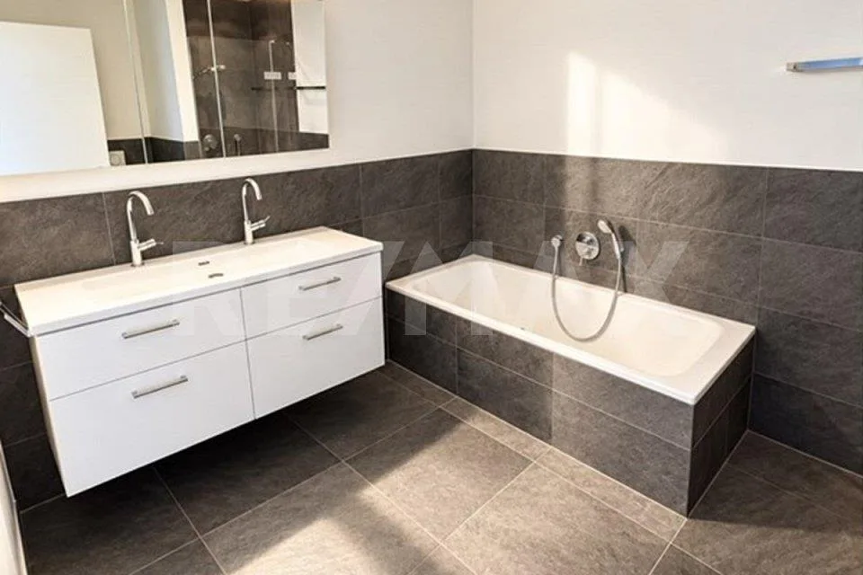 Moderne 3.5-Zimmer-Eigentumswohnung an ruhiger Wohnlage – Foto 11 von 12