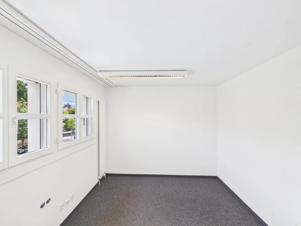 Vielseitige Bürofläche im Herzen von Sarnen – Foto 3 von 17