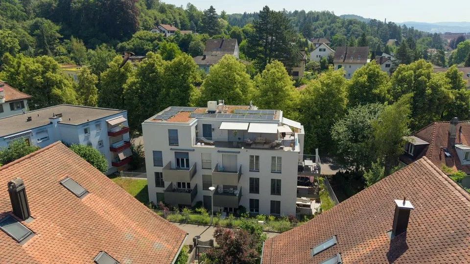 Moderne 3.5-Zimmer-Attikawohnung mit grosszügiger Terrasse – Foto 10 von 11
