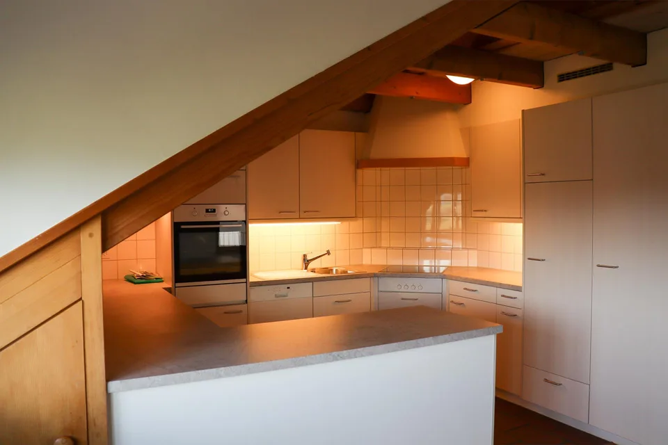 4.5-Zimmer-Dachwohnung im schönen Dorfkern – photo 4 sur 17