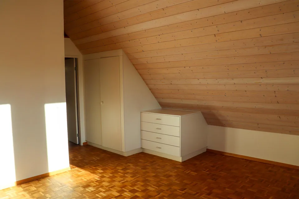 4.5-Zimmer-Dachwohnung im schönen Dorfkern – photo 12 sur 17