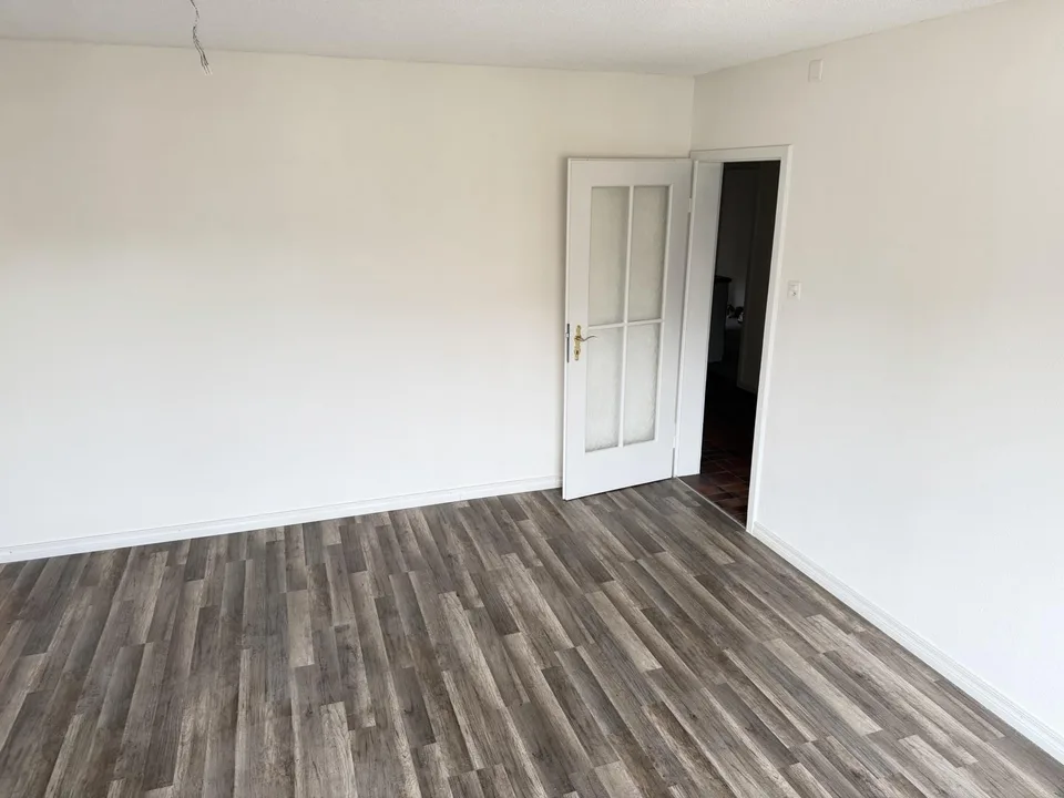Wohnung in Basel mit grossem Garten – Foto 3 von 12