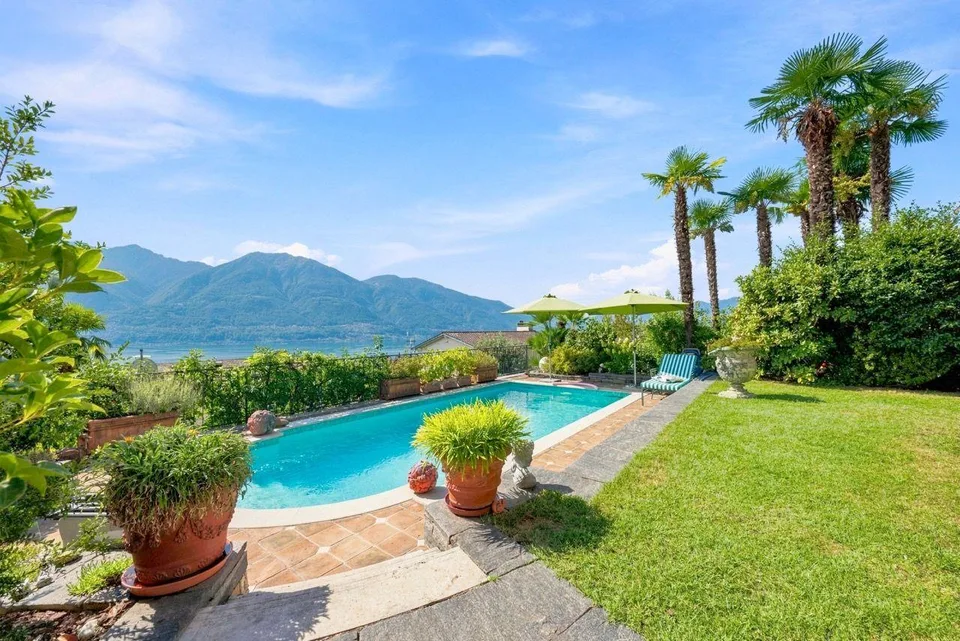 Un rifugio esclusivo dove spazio, privacy e piscina trasformano ogni giorno in vacanza – foto 3 di 21