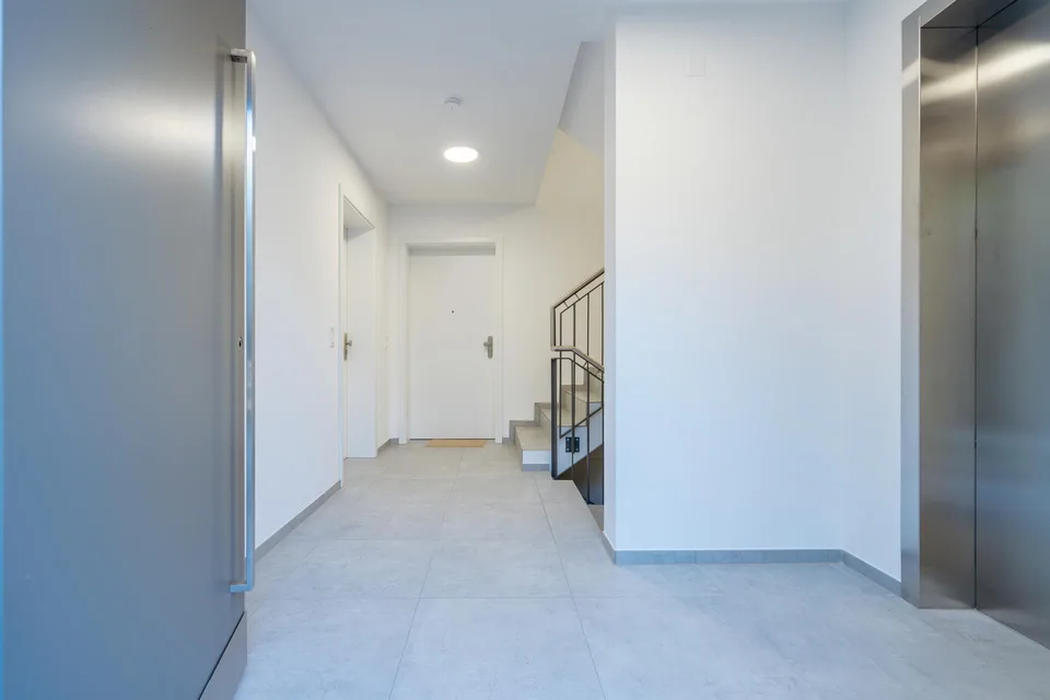 Erstbezug mit Garten – stilvolle 3.5-Zimmer-Wohnung in Rombach – Foto 10 von 14