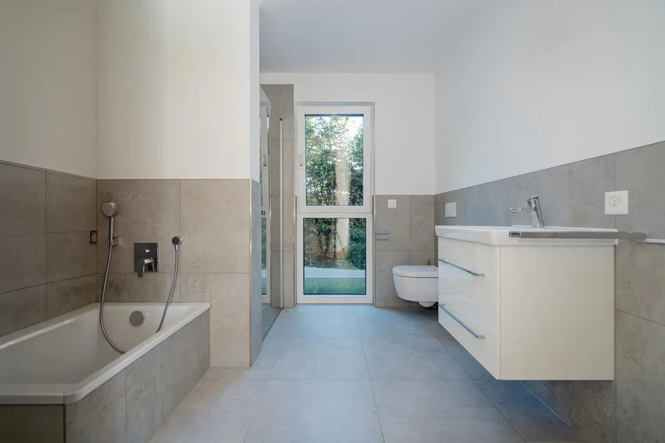 Erstbezug mit Garten – stilvolle 3.5-Zimmer-Wohnung in Rombach – Foto 7 von 14