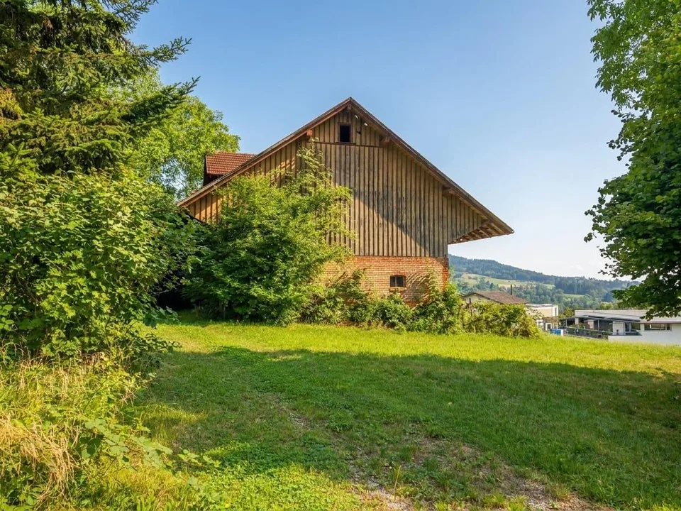 Beaucoup d'espace pour votre avenir - propriété avec grange et potentiel de nouvelle construction à Wittenbach – photo 5 sur 13