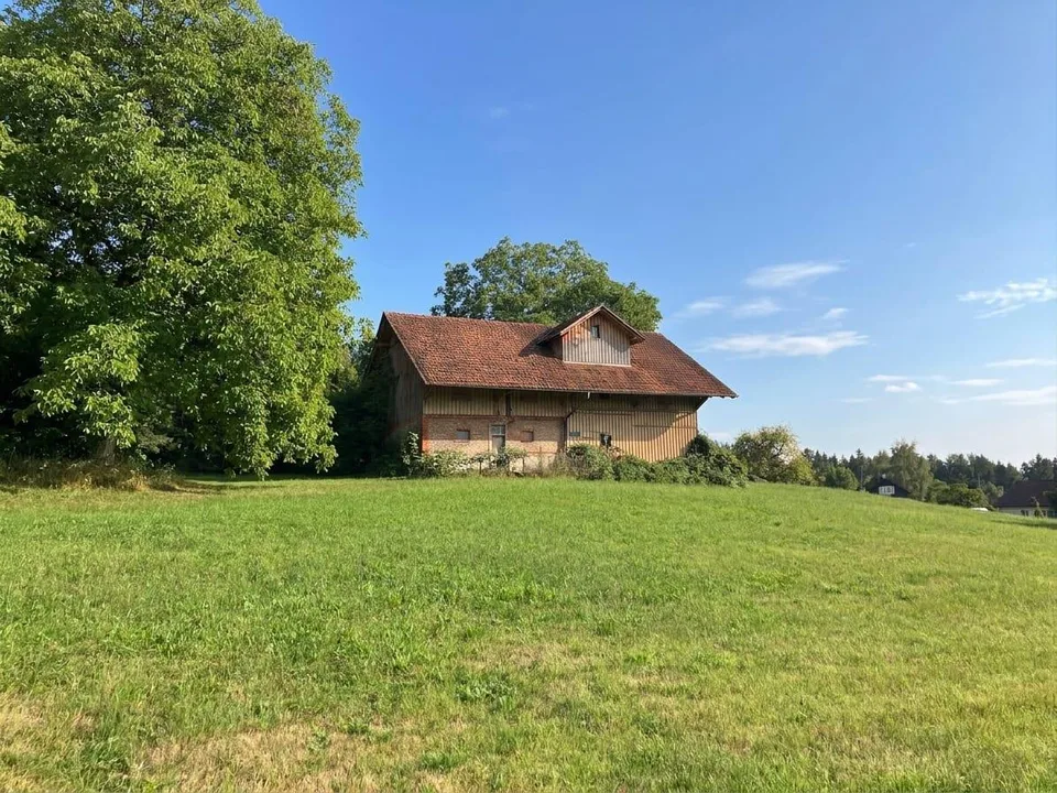 Beaucoup d'espace pour votre avenir - propriété avec grange et potentiel de nouvelle construction à Wittenbach – photo 13 sur 13