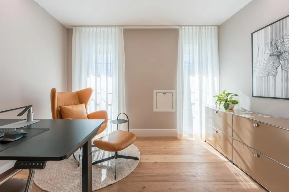 Home of the Extra Class – Space for Your Family – photo 3 of 5