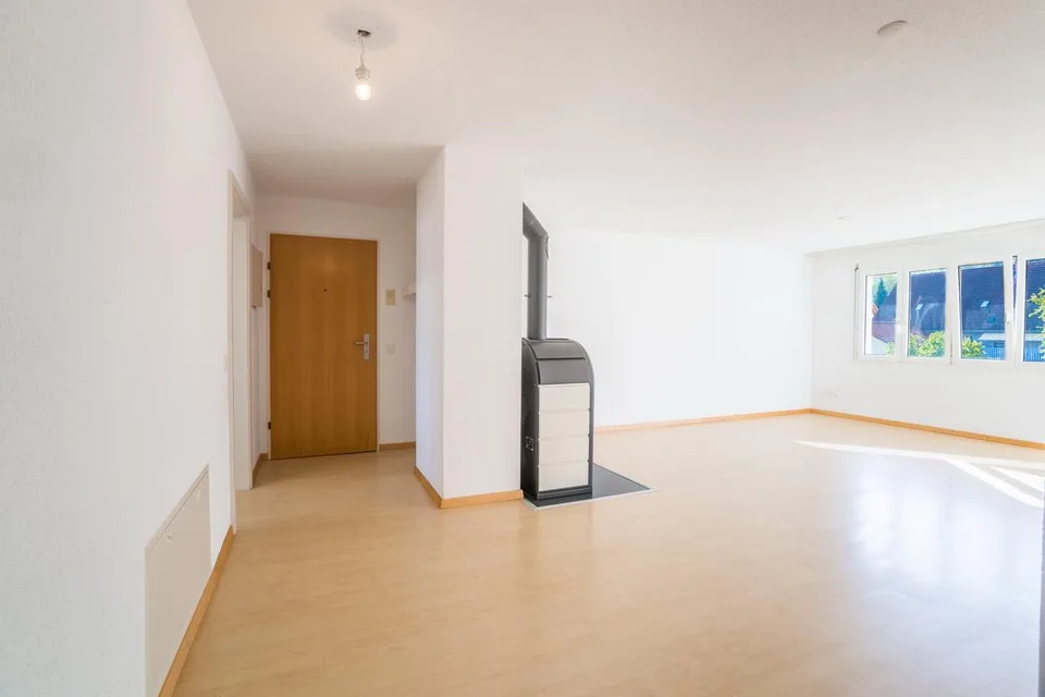 sonnige 3 1/2 Zimmer Wohnung – photo 5 of 8