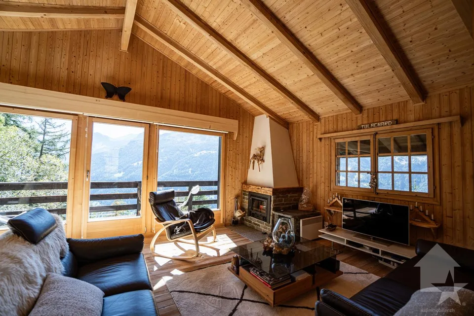 Affascinante chalet circondato dalla natura con viste mozzafiato – foto 3 di 30