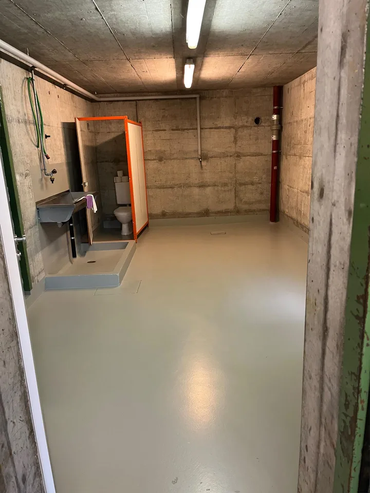 Wunderbarer Lagerraum mit Hebebühne und Umschlagplatz – Foto 5 von 8