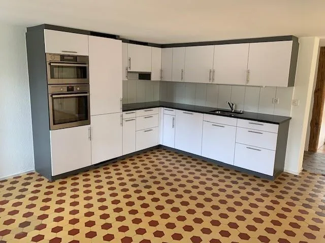 Charmant appartement 3.5 pièces dans une ferme rénovée – photo 2 sur 12