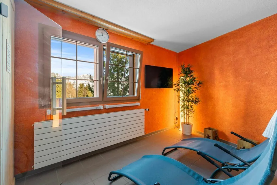 4 1/2-Zimmer-Ferienwohnung mit eigener Sauna und einem Tiefgaragenplatz – Foto 15 von 20