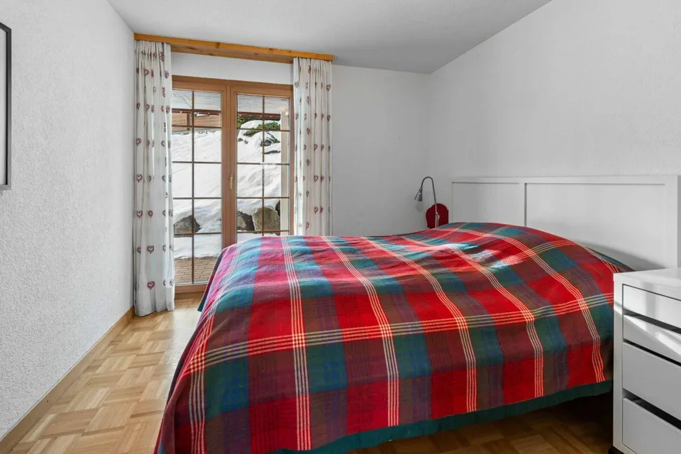4 1/2-Zimmer-Ferienwohnung mit eigener Sauna und einem Tiefgaragenplatz – Foto 10 von 20